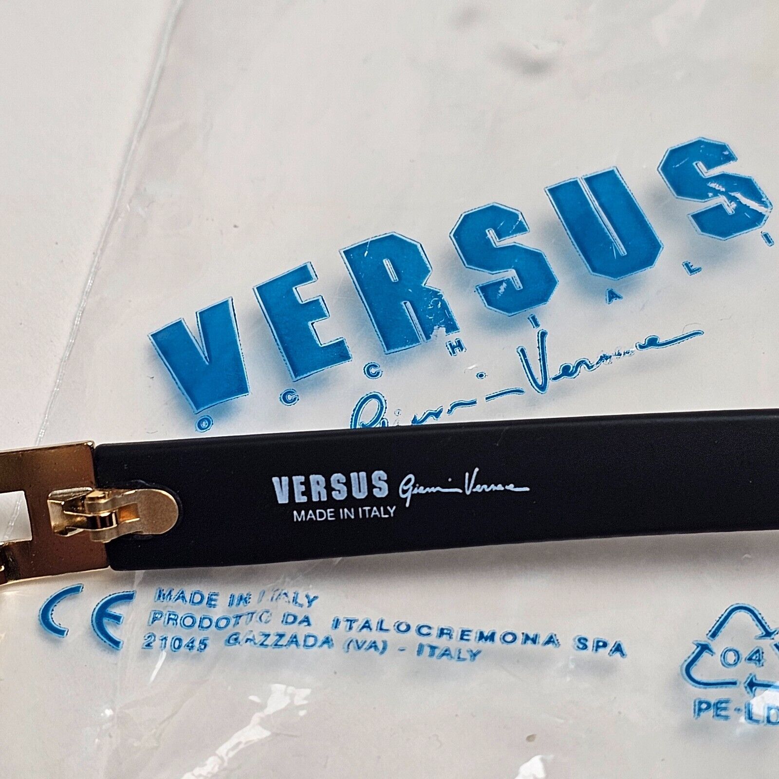 Versus Sunglasses 1996 by Gianni Versace Vintage Black Gold MOD F31 COL 39M