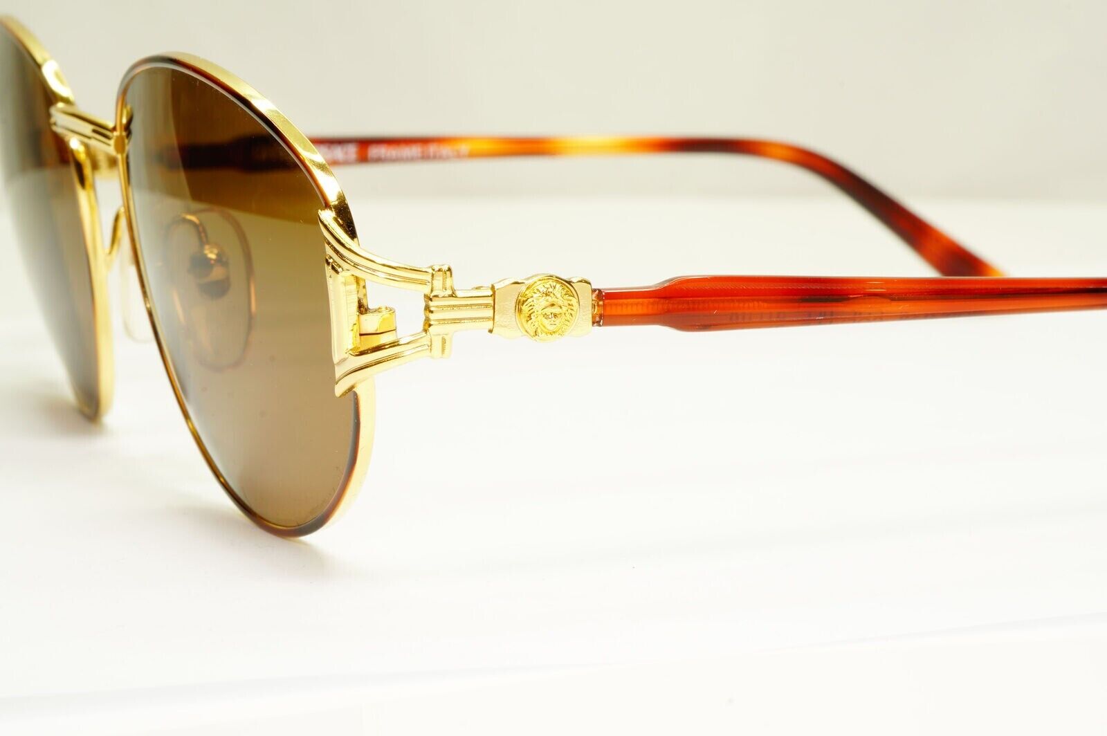 Gianni Versace Sunglasses 1995 Vintage Gold Medusa Brown Retro MOD G28 COL 14L A