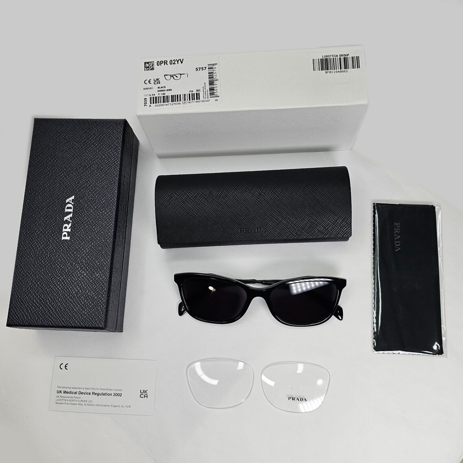 Prada Sunglasses Black Milano Square Glossy Fashion PR02YV VPR 02Y 07E-1O1 54mm