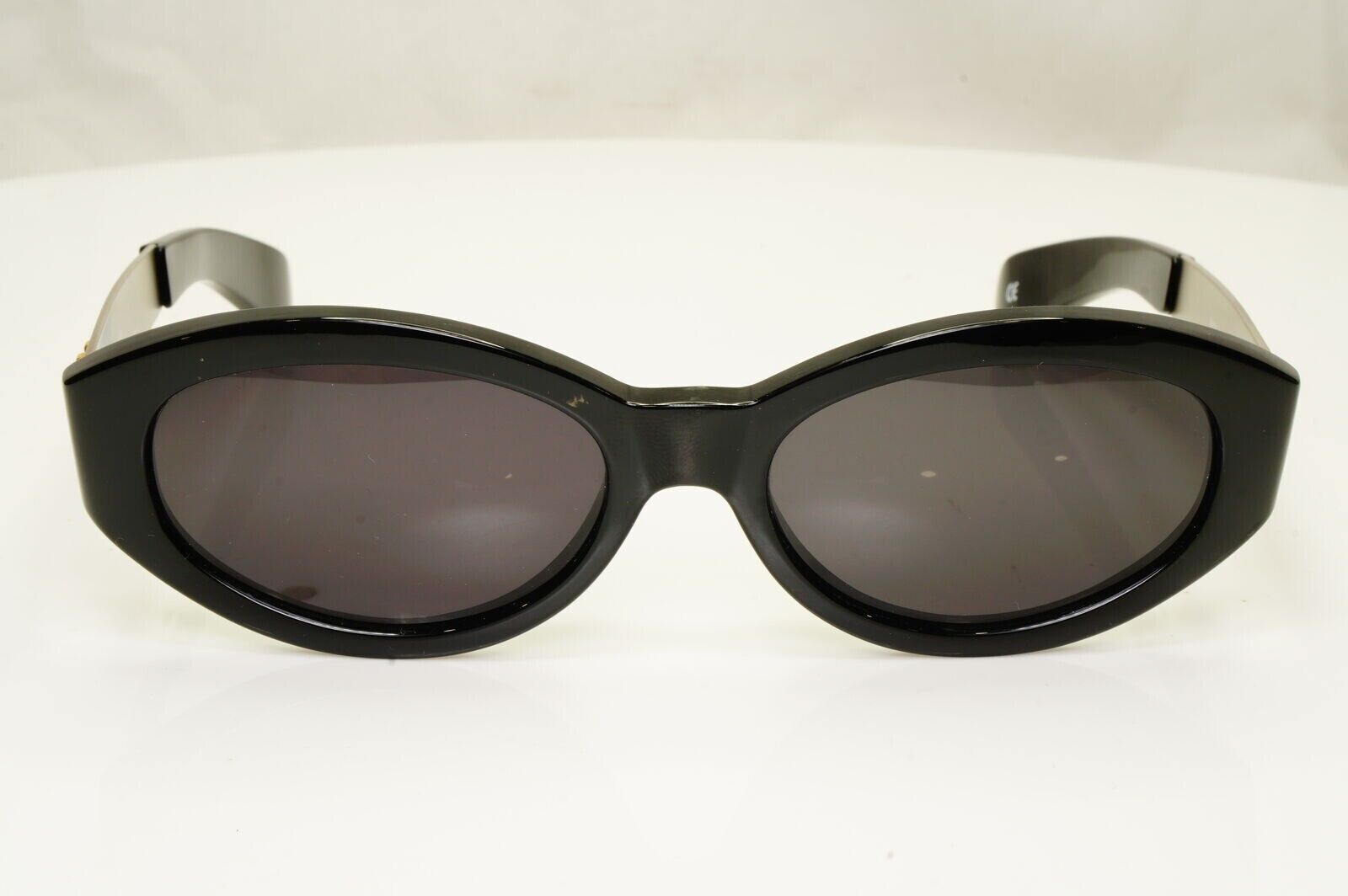 Gianni Versace 1996 Unisex Vintage Gold Black Sunglasses MOD 461/A COL 852