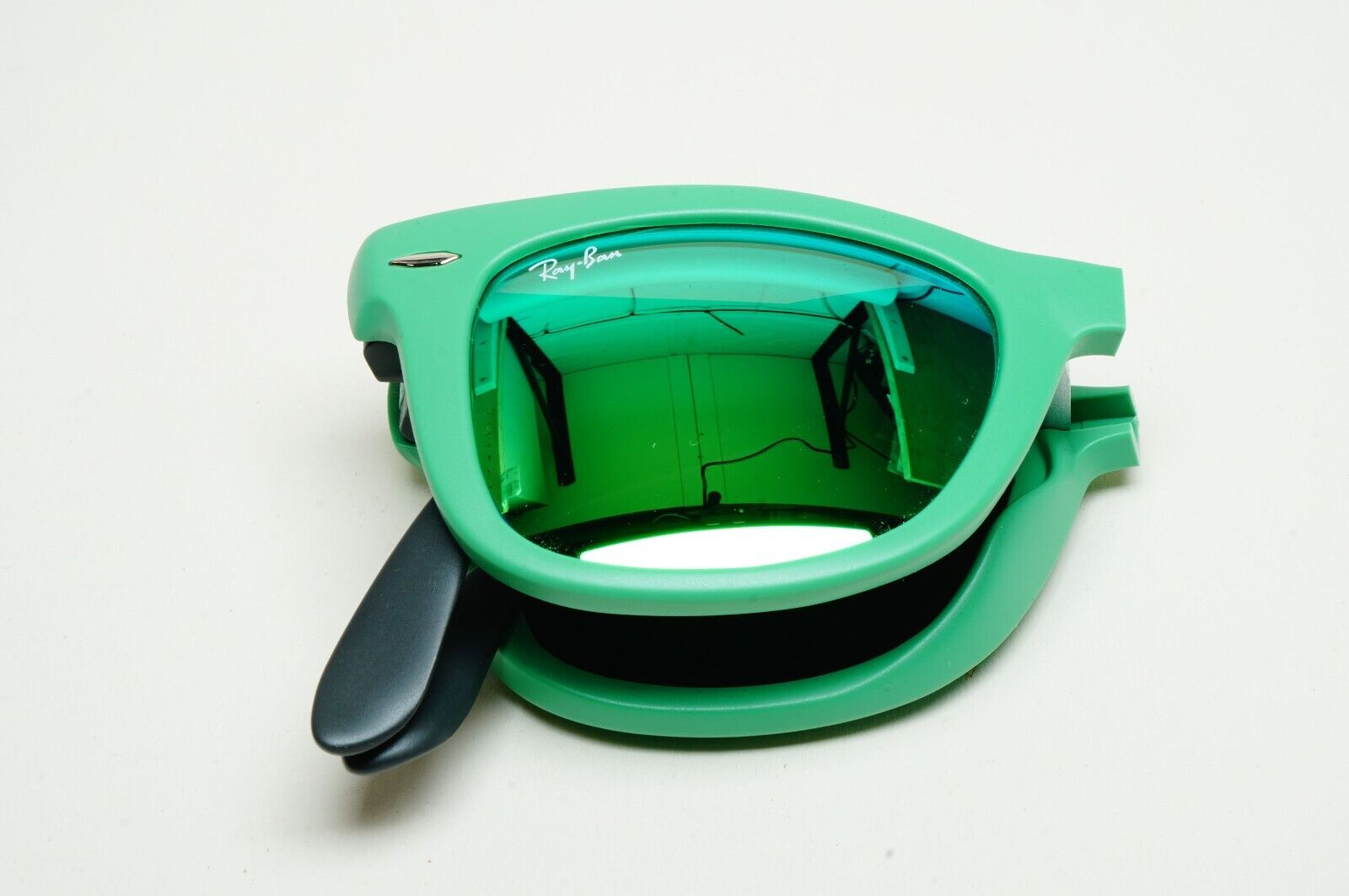 Ray-Ban Sunglasses Folding Wayfarer Green Mirror Black RB 4105 6021/19 50mm