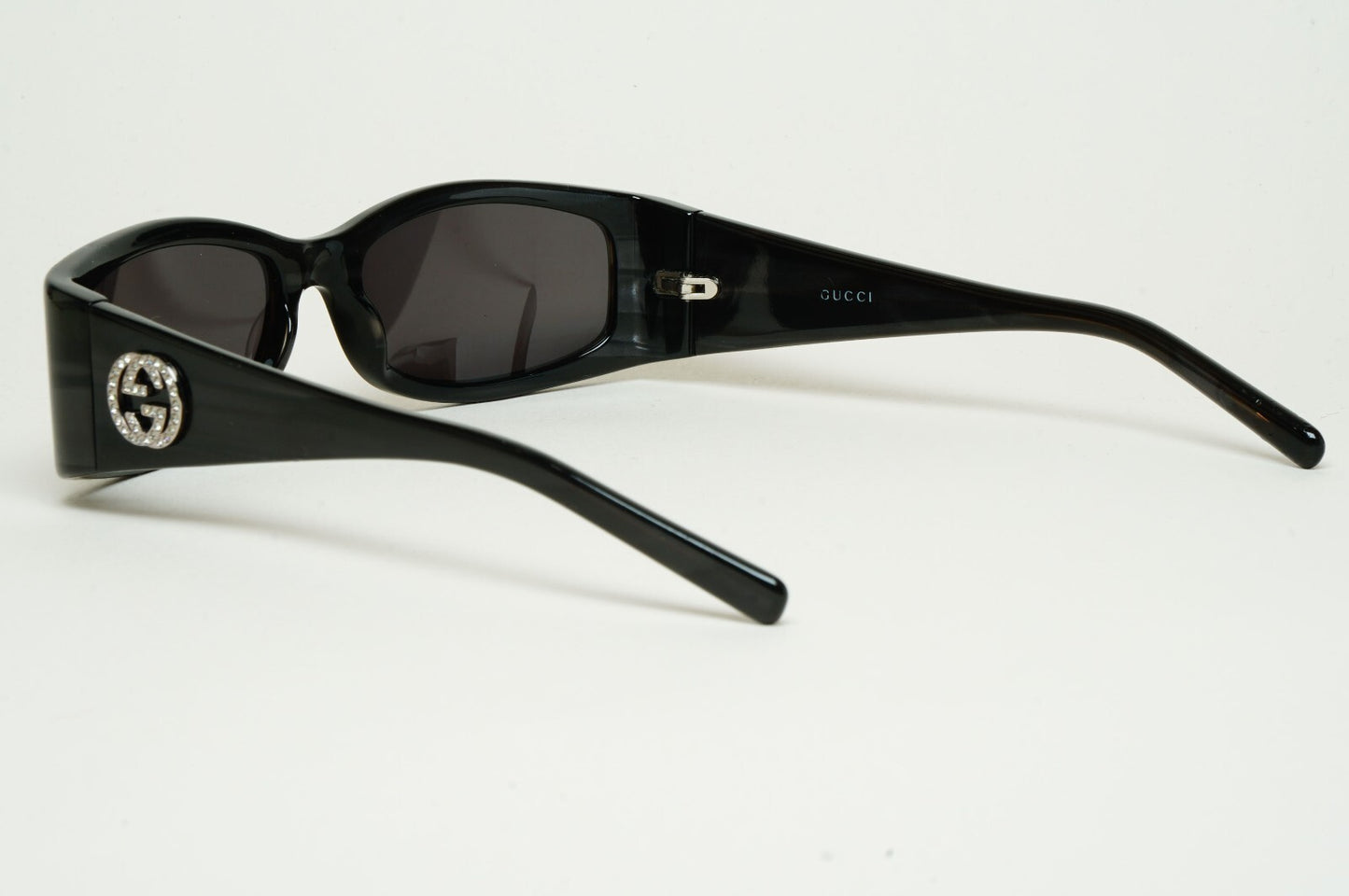 Gucci Sunglasses 1999 Vintage Dark Grey Rectangle Small GG 2526/S AD7 070325