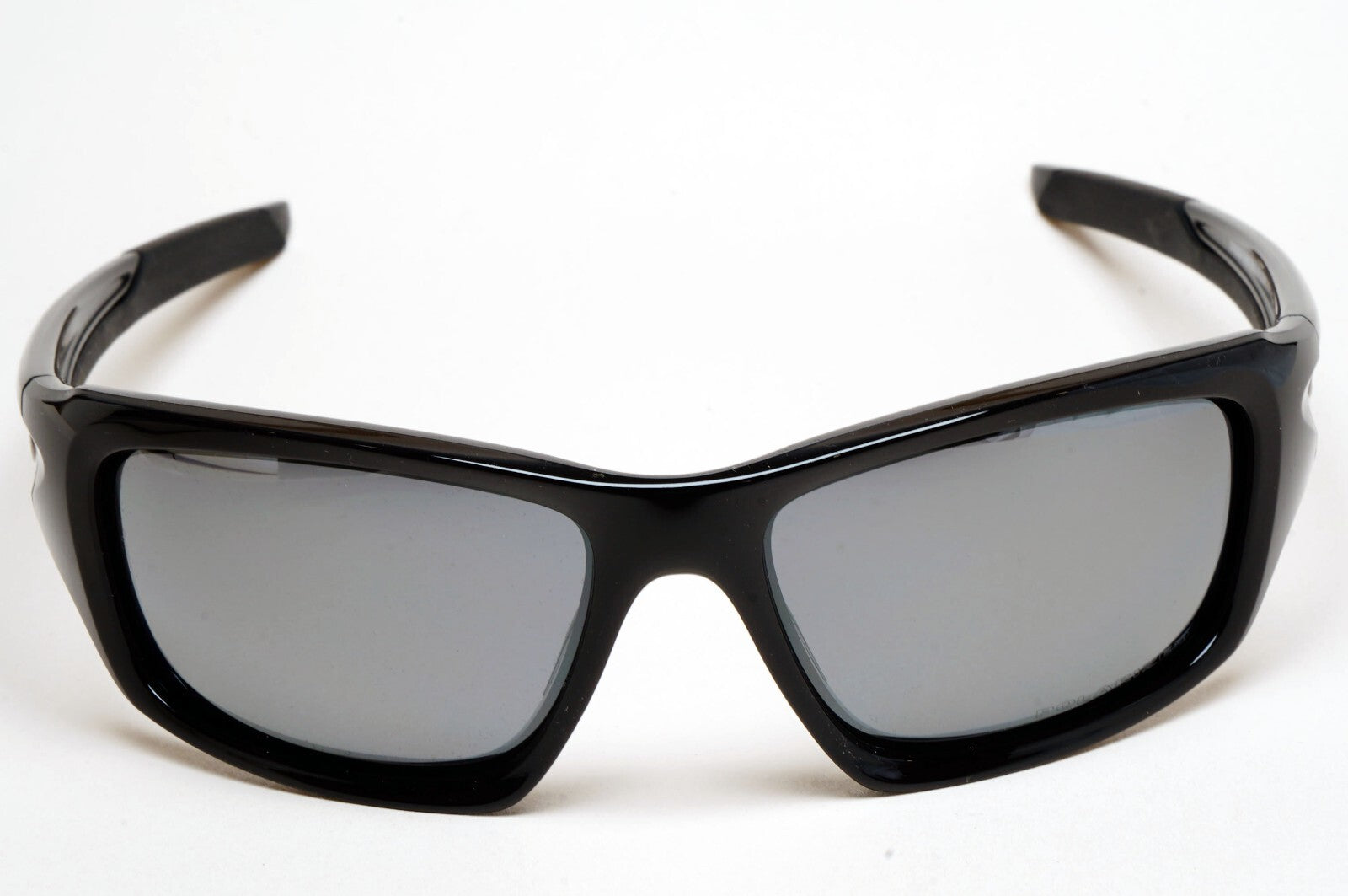 Oakley Sunglasses Polarized Valve Black Polished Iridium Glossy OO 9236 12-837