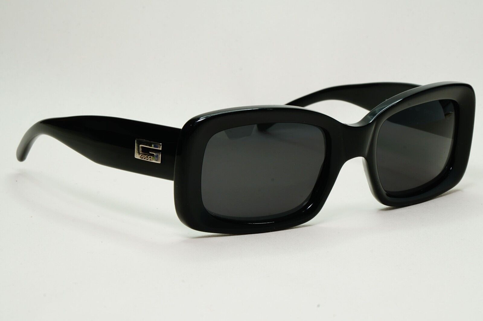 Gucci Sunglasses 1996 Vintage Black Square Retro GG 2407/N/S 807 51mm 230924
