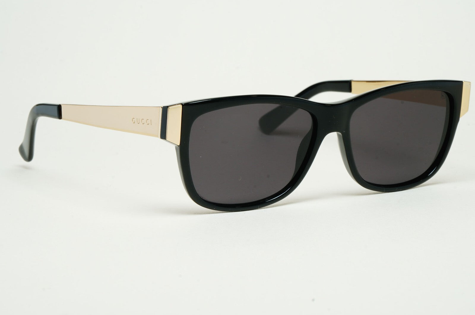 Gucci Sunglasses 2010 Vintage Black Gold Square GG 3719 ANW 53mm