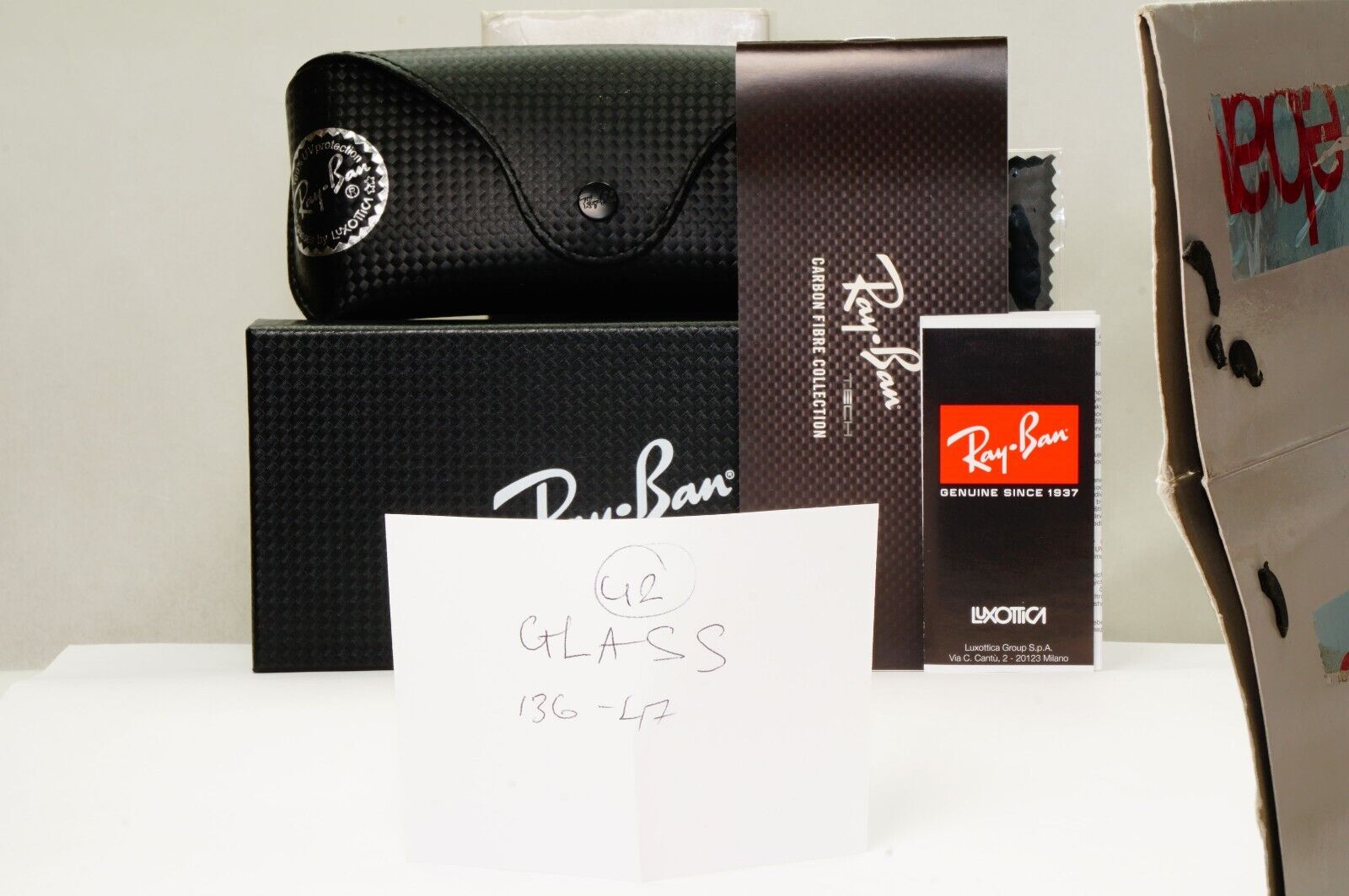 Ray-Ban Sunglasses Carbon Fibre 2013 Pilot Aviator Grey Silver Green RB 8313 004