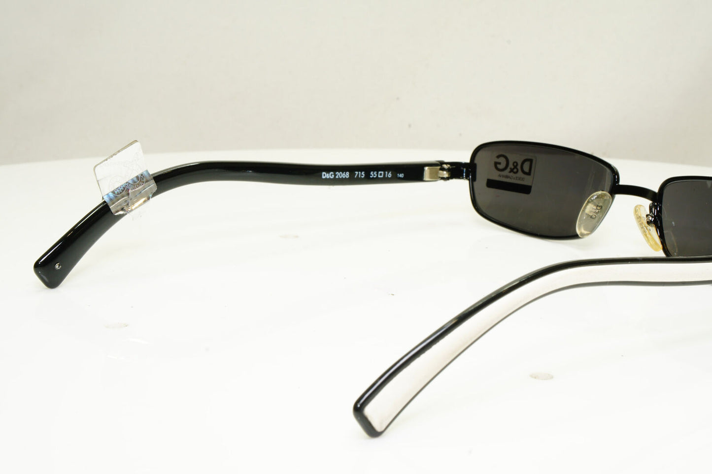 Authentic DOLCE & GABBANA Mens Vintage Sunglasses White D&G 2068 715 30780