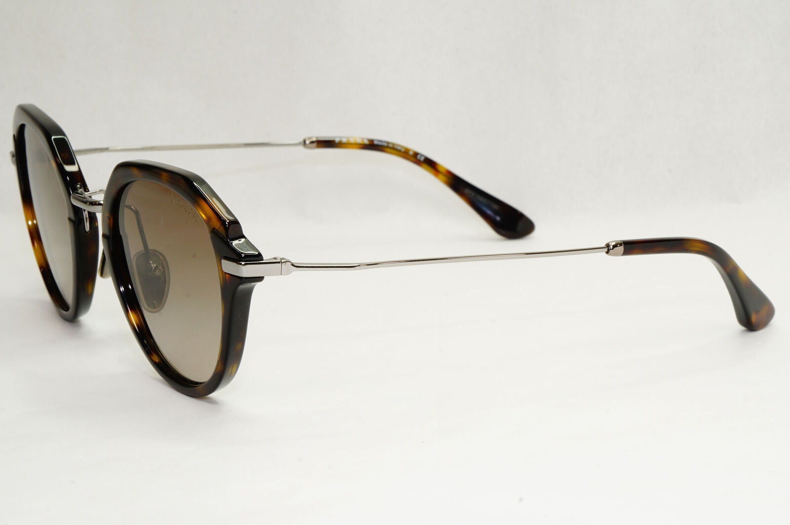 Prada Sunglasses Brown Tortoise Gradient Square PR05YS SPR 05Y 2AU-1X1 50mm