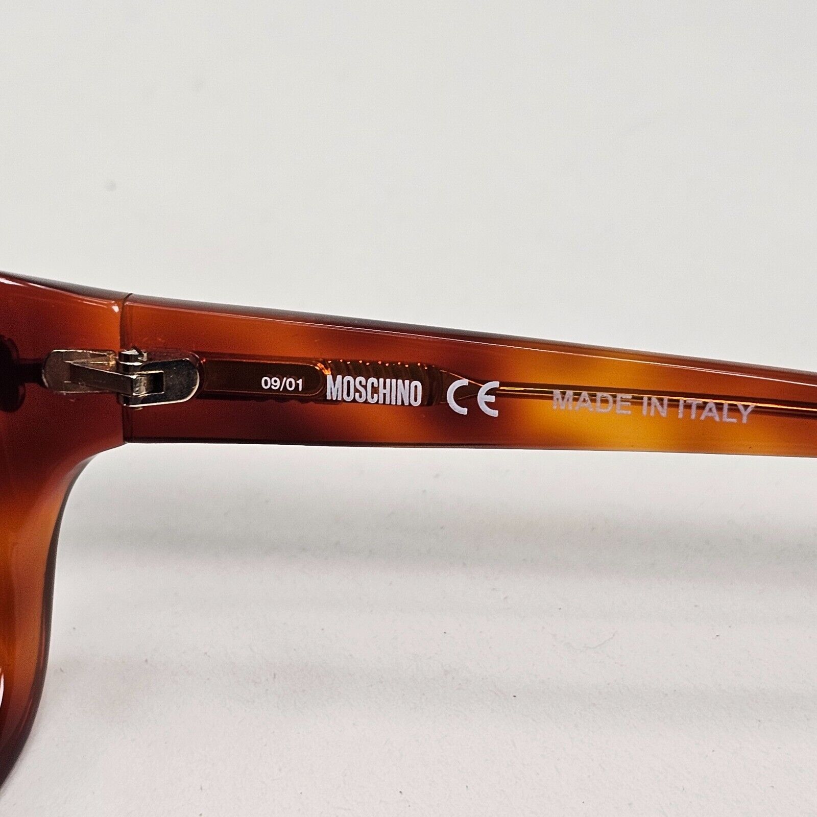 Moschino Sunglasses 2005 Vintage Brown Tortoise Gold Arrows MO570 03 101124