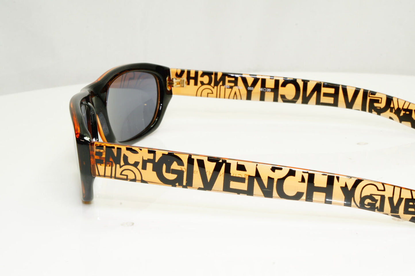 Givenchy 2004 Vintage Mens Womens Sunglasses Black Amber 1054 Big Logo 003 33146