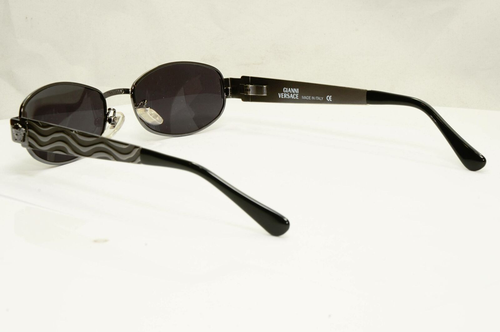 Gianni Versace 1996 Vintage Gunmetal Medusa Metal Sunglasses MOD X36 COL 89M