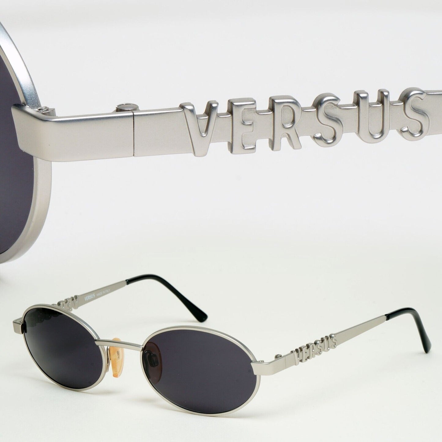 Versus Sunglasses 1996 by Gianni Versace Vintage Silver Oval MOD R26 COL 22M