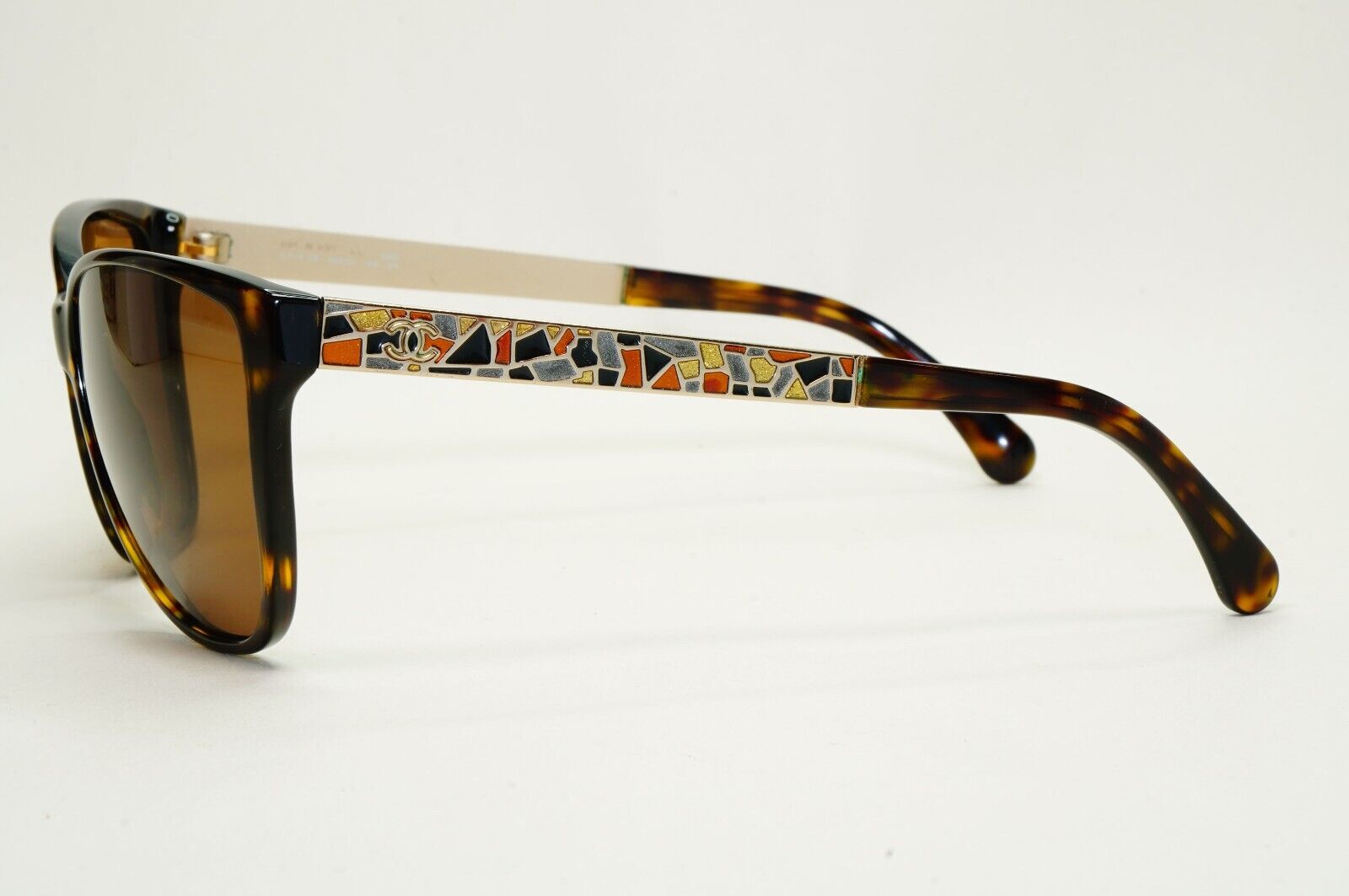 Chanel Sunglasses 2011 Vintage Brown Tortoise Mosaic Square 5222 c.714/3B 081124