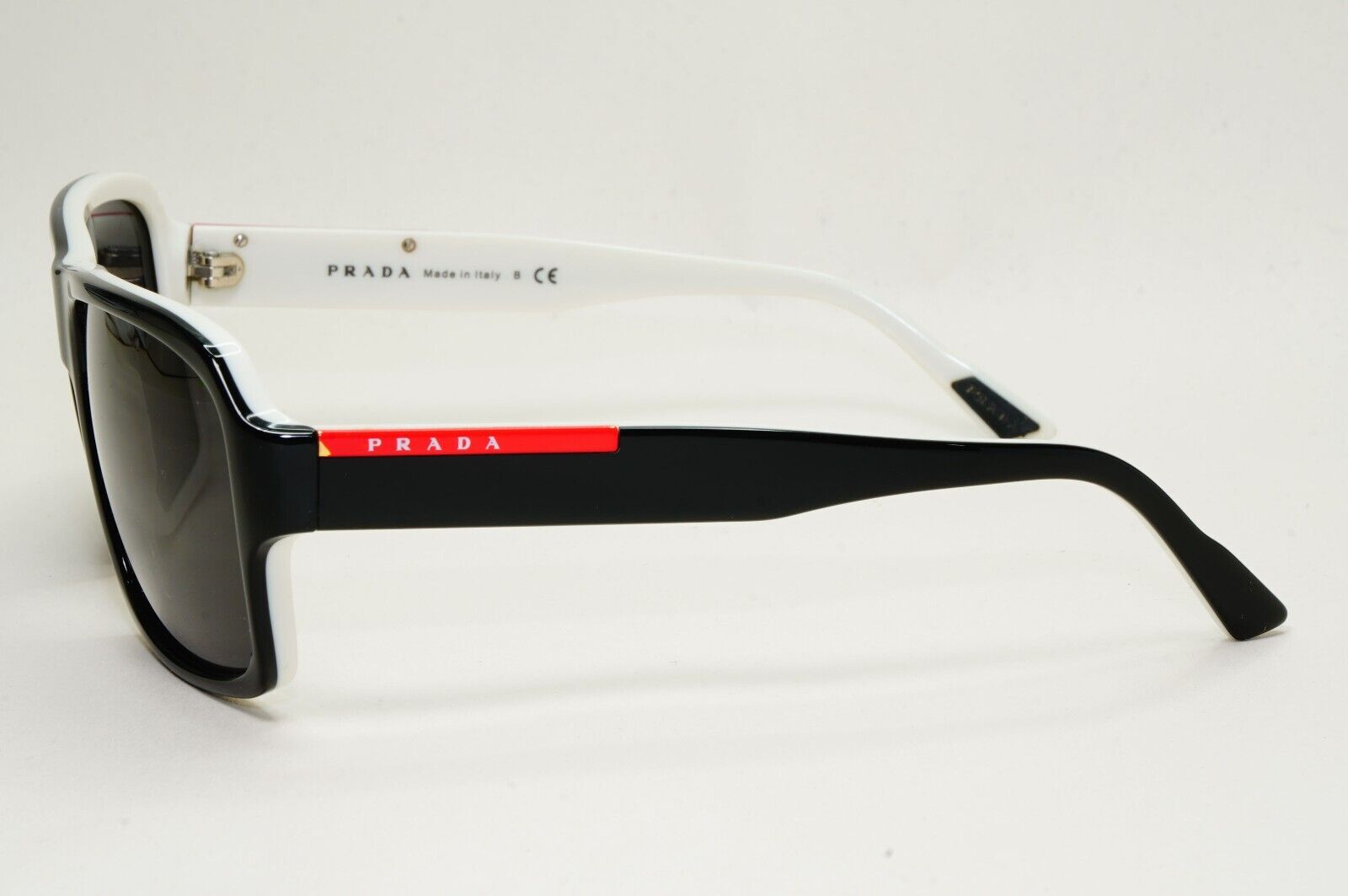 Prada Sunglasses 2009 Vintage Black Square PS05LS SPS 05L AAM-3M1 60mm 171024