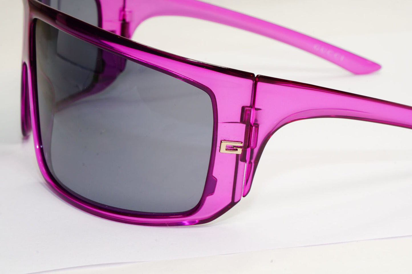 Gucci Sunglasses 2000 Vintage Polarized Violet Wrap Unisex GG 1497/S QA3 130224