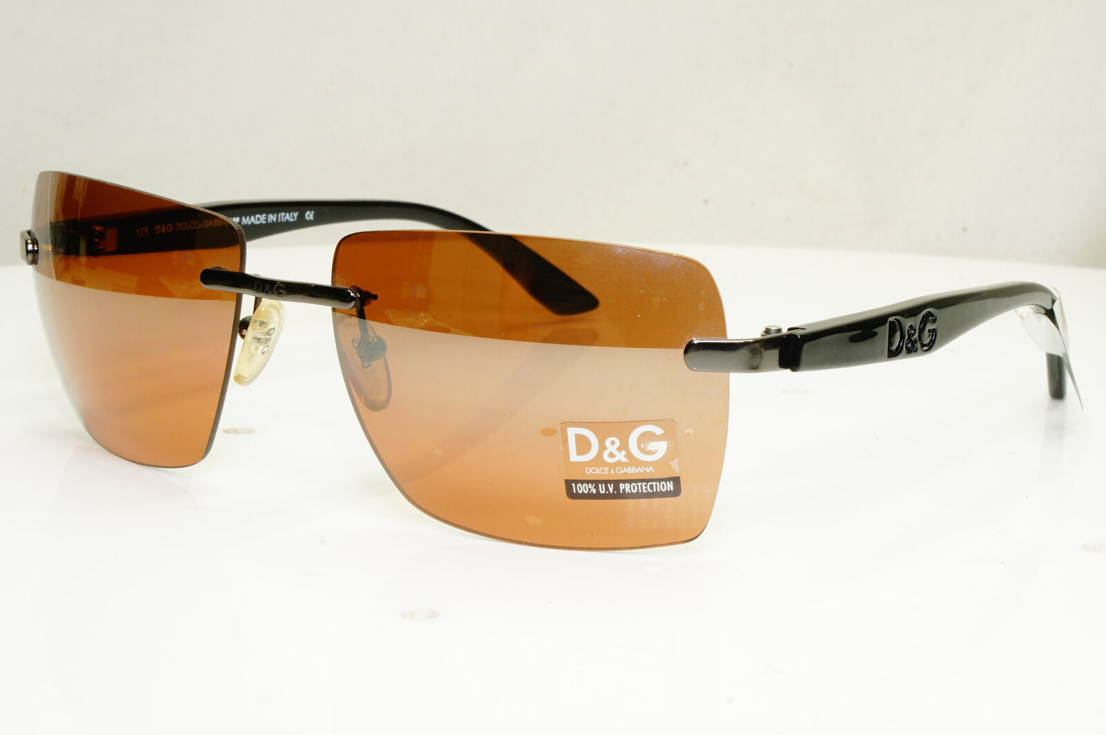 Authentic DOLCE & GABBANA Womens Vintage Sunglasses Black D&G 2091 187 30826