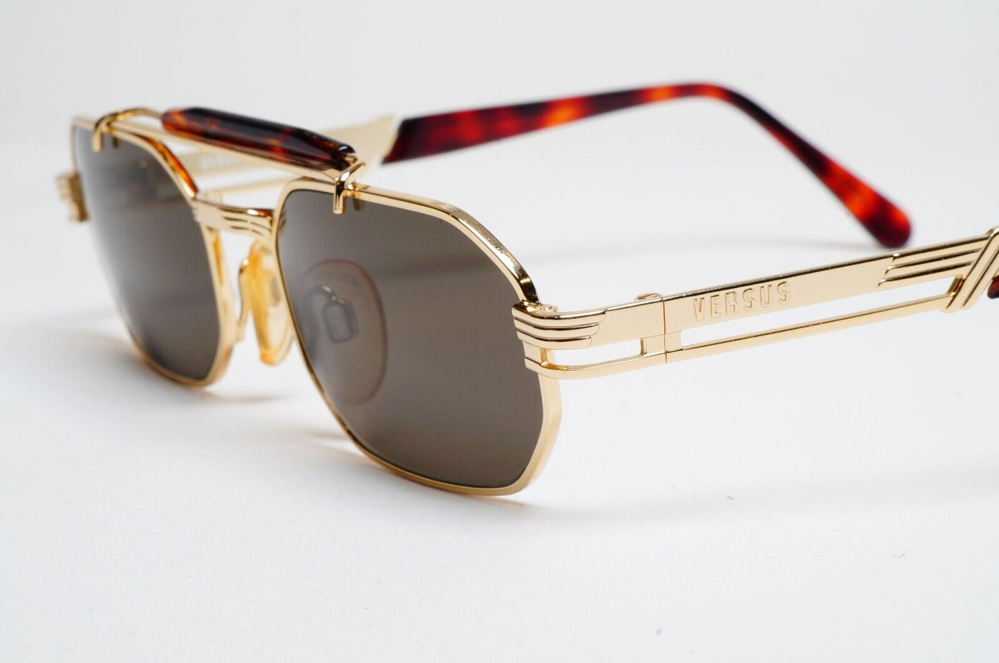 Versus Sunglasses 1996 by Gianni Versace Vintage Gold Grey MOD F25 COL 030