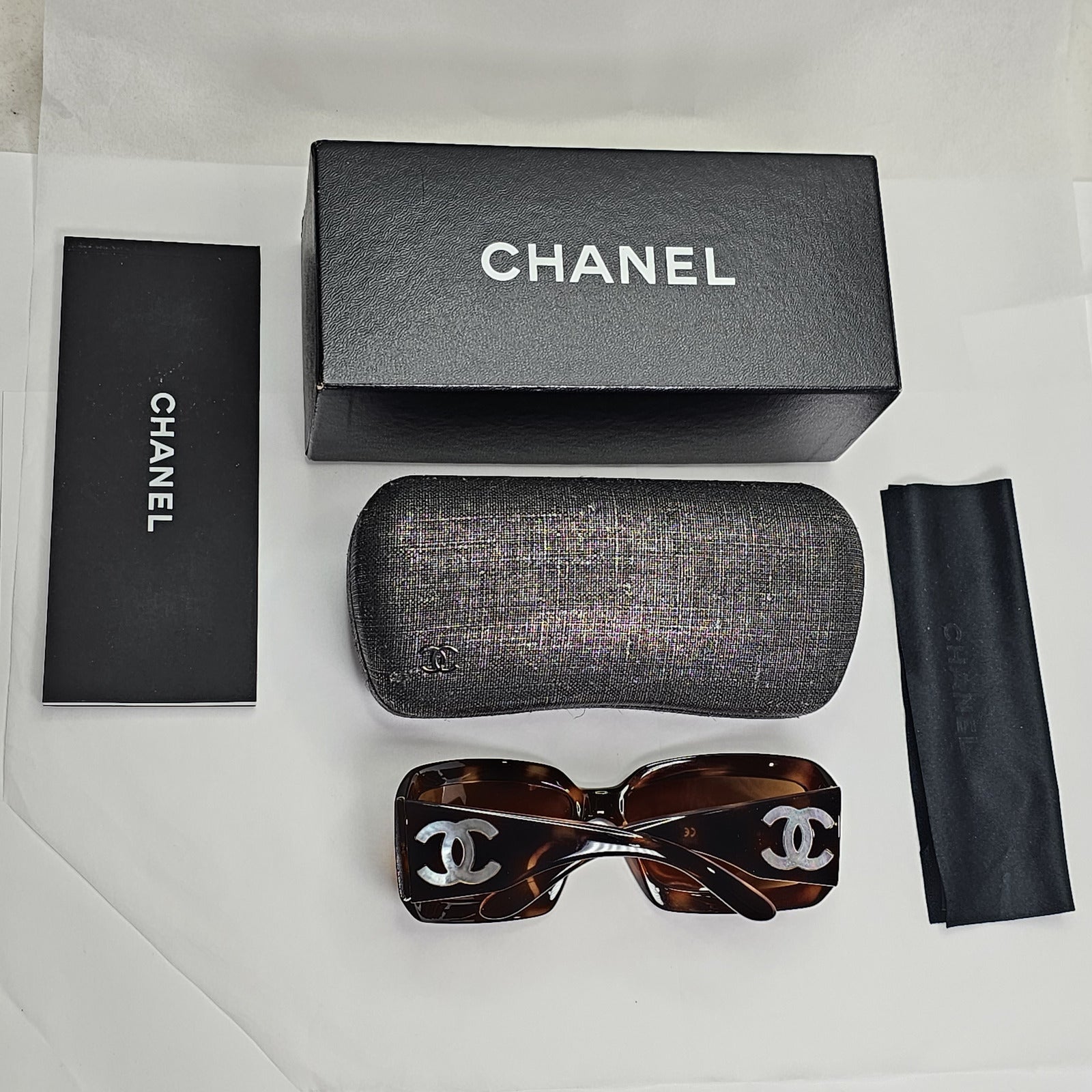 Chanel Sunglasses Mother of Pearl Vintage 2006 Brown 5076-H c.502/73 120124