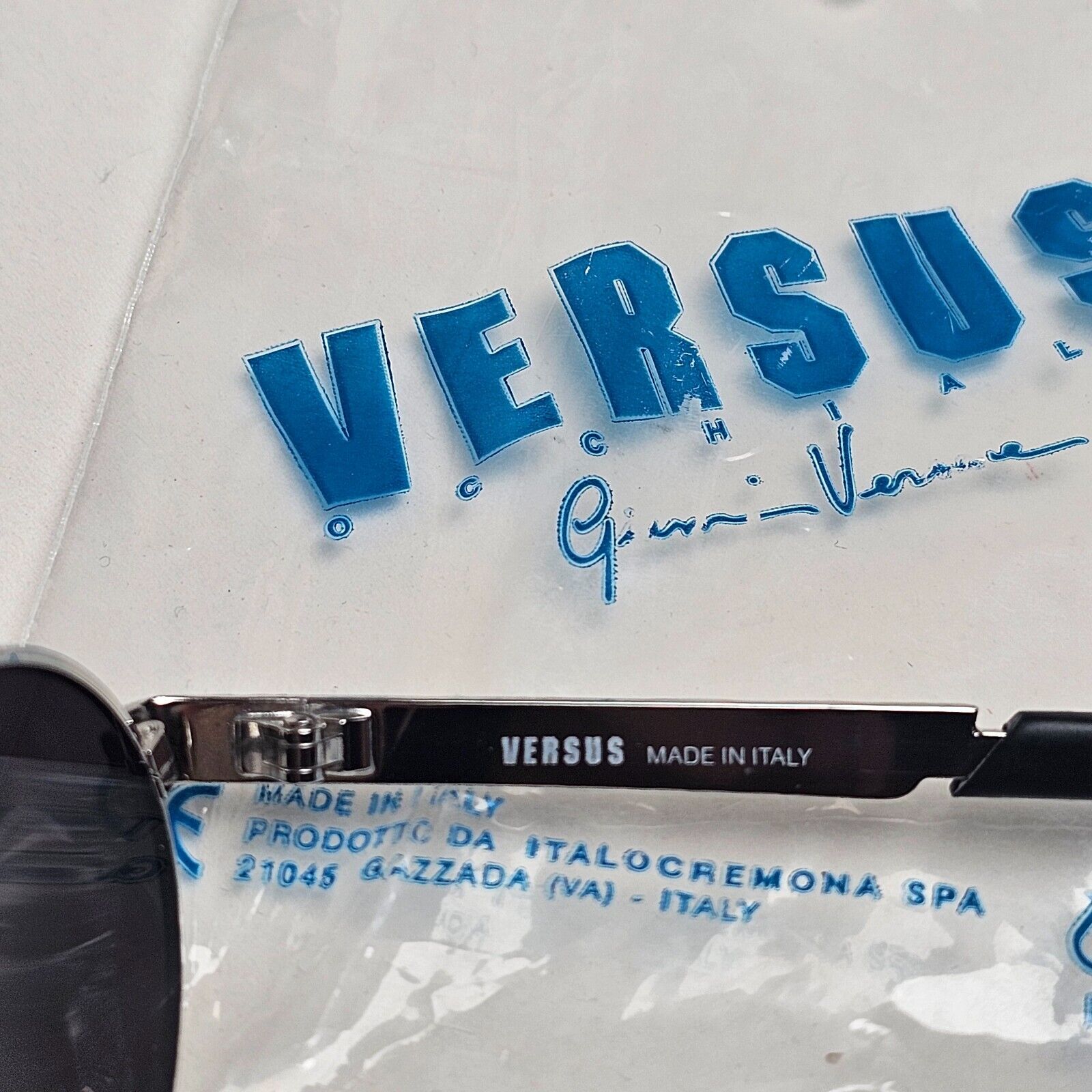 Versus Sunglasses 1996 by Gianni Versace Vintage Silver Oval MOD F07 COL 12M