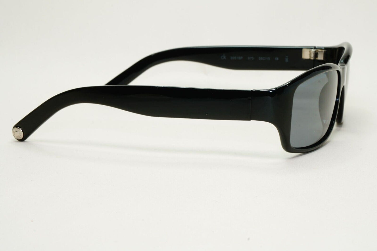 Calvin Klein Sunglasses 2005 Vintage Polarized Black Grey 3051SP 070 121124