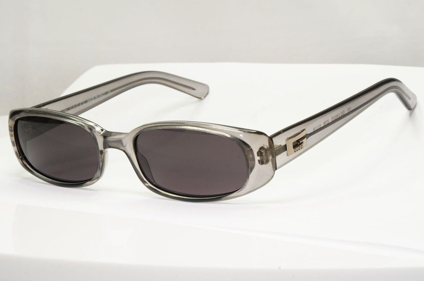 Gucci Sunglasses 1998 Vintage  Transparent Grey Rectangle GG 2452/S E7W 261024