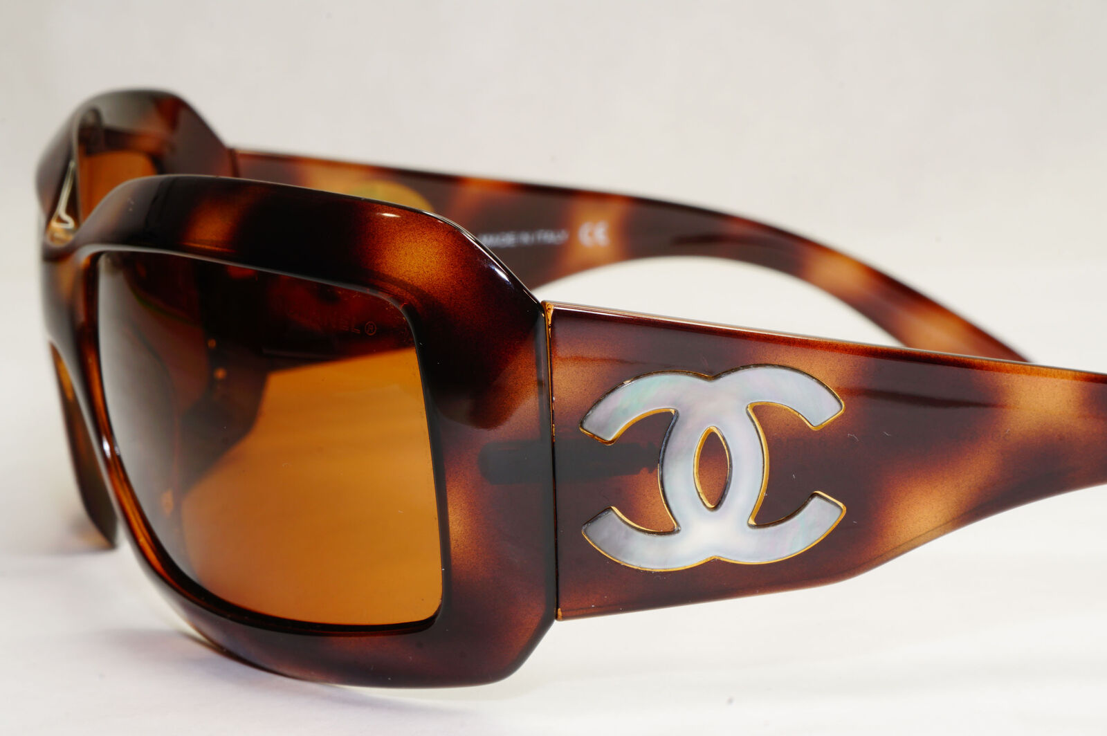 Chanel Sunglasses Mother of Pearl Vintage 2006 Brown 5076-H c.502/73 120124
