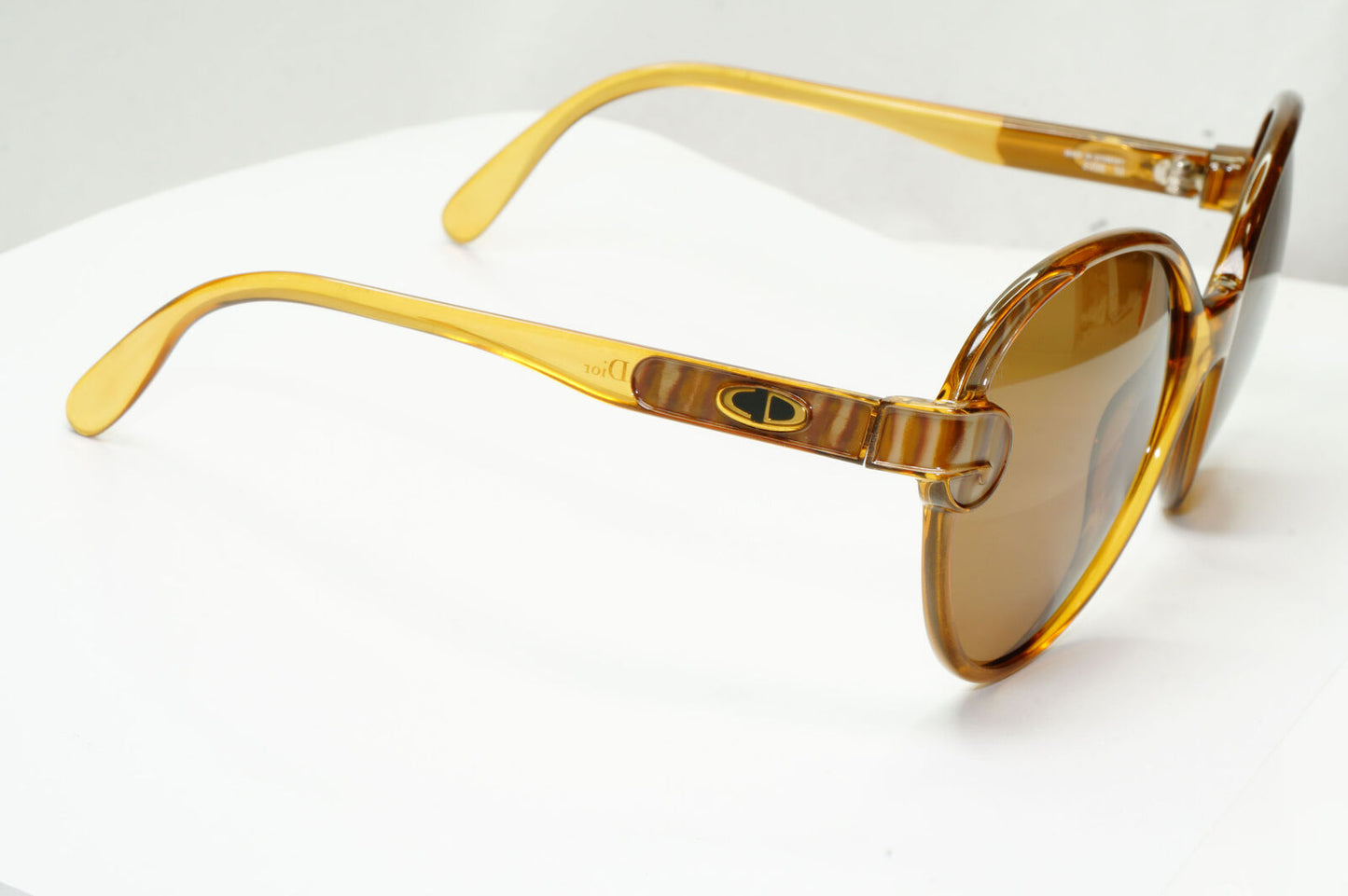 Dior 1990s Vintage Sunglasses Brown Honey Large Square Germany 2206 10 251122