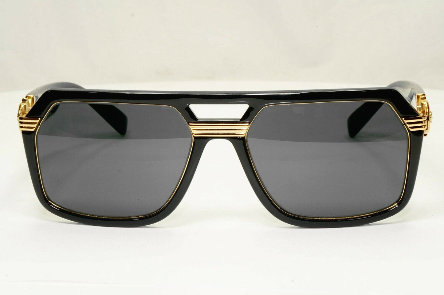 Authentic Versace Mens Black Gold Medusa Square Sunglasses 4399 GB1/87