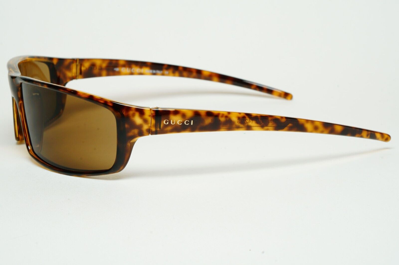 Gucci Sunglasses 1999 Vintage Brown Tortoiseshell Wrap GG 1425/S 676 250125