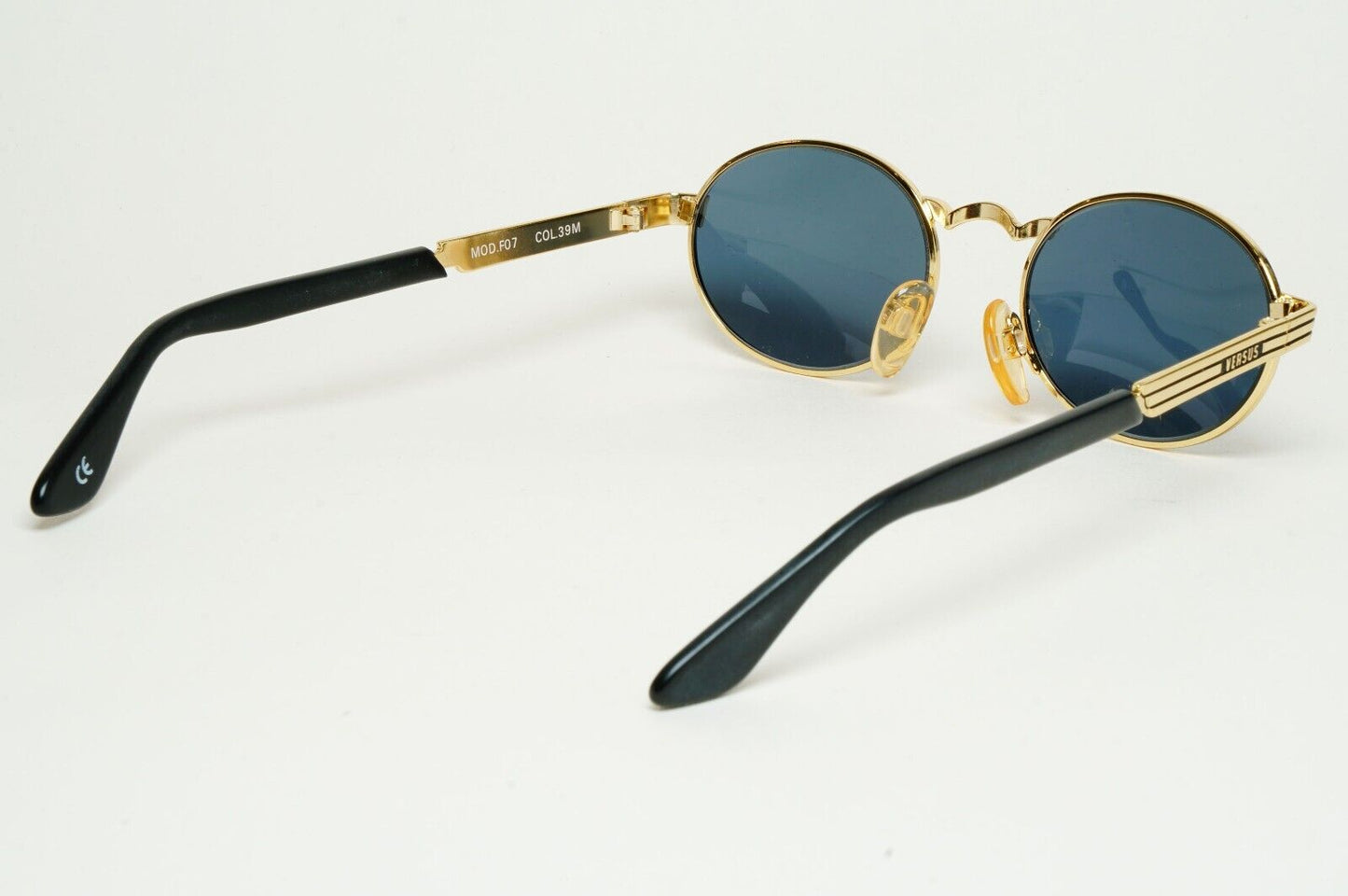 Versus Sunglasses 1996 by Gianni Versace Vintage Gold Oval Black MOD F07 COL 39M
