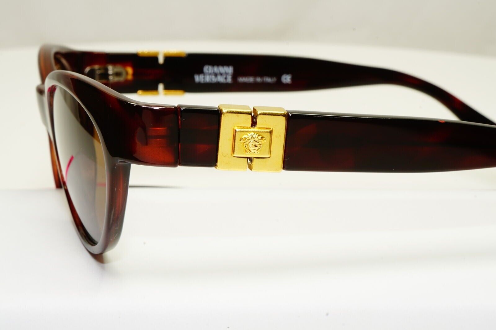 Gianni Versace 1996 Unisex Vintage Gold Medusa Sunglasses MOD 457/A COL 900