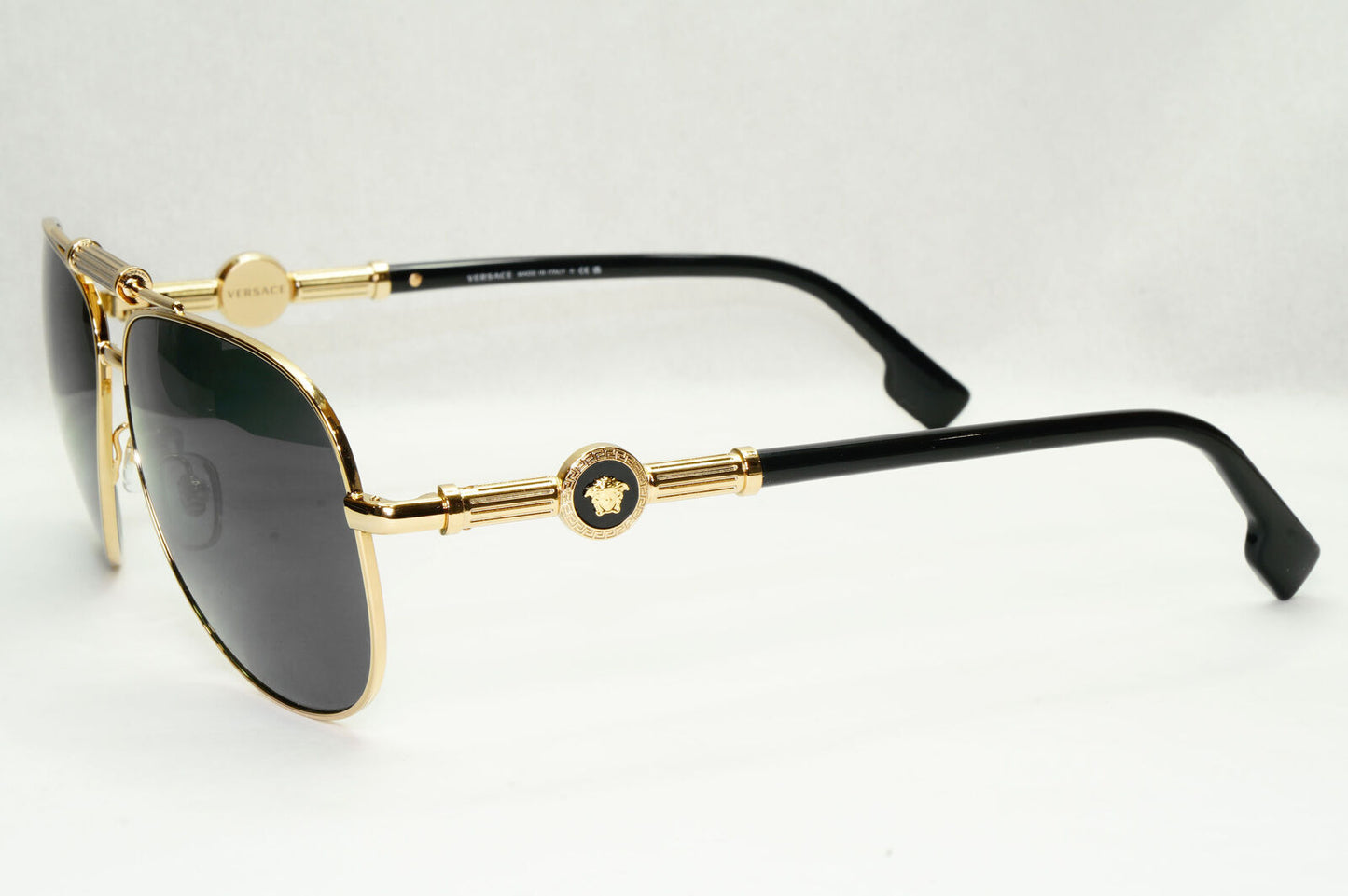 Versace Sunglasses Black Gold Pilot Medusa Metal MOD VE 2236 1002/87 59mm