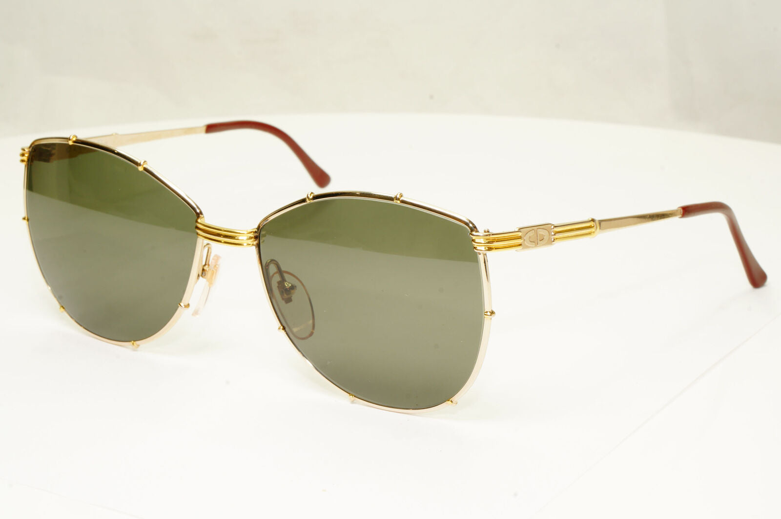 Dior Vintage Womens  Sunglasses Designer Austria 1990s Gold 2472 40 36221