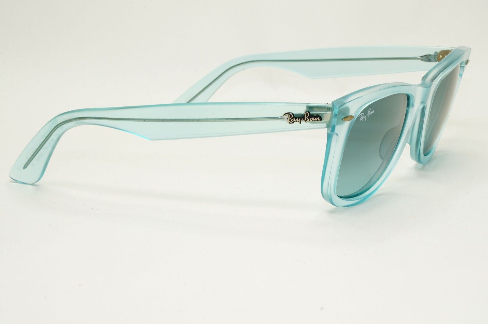 Ray-Ban Sunglasses Wayfarer Ice Pop Blue Transparent RB 2140  6055/4M 051124