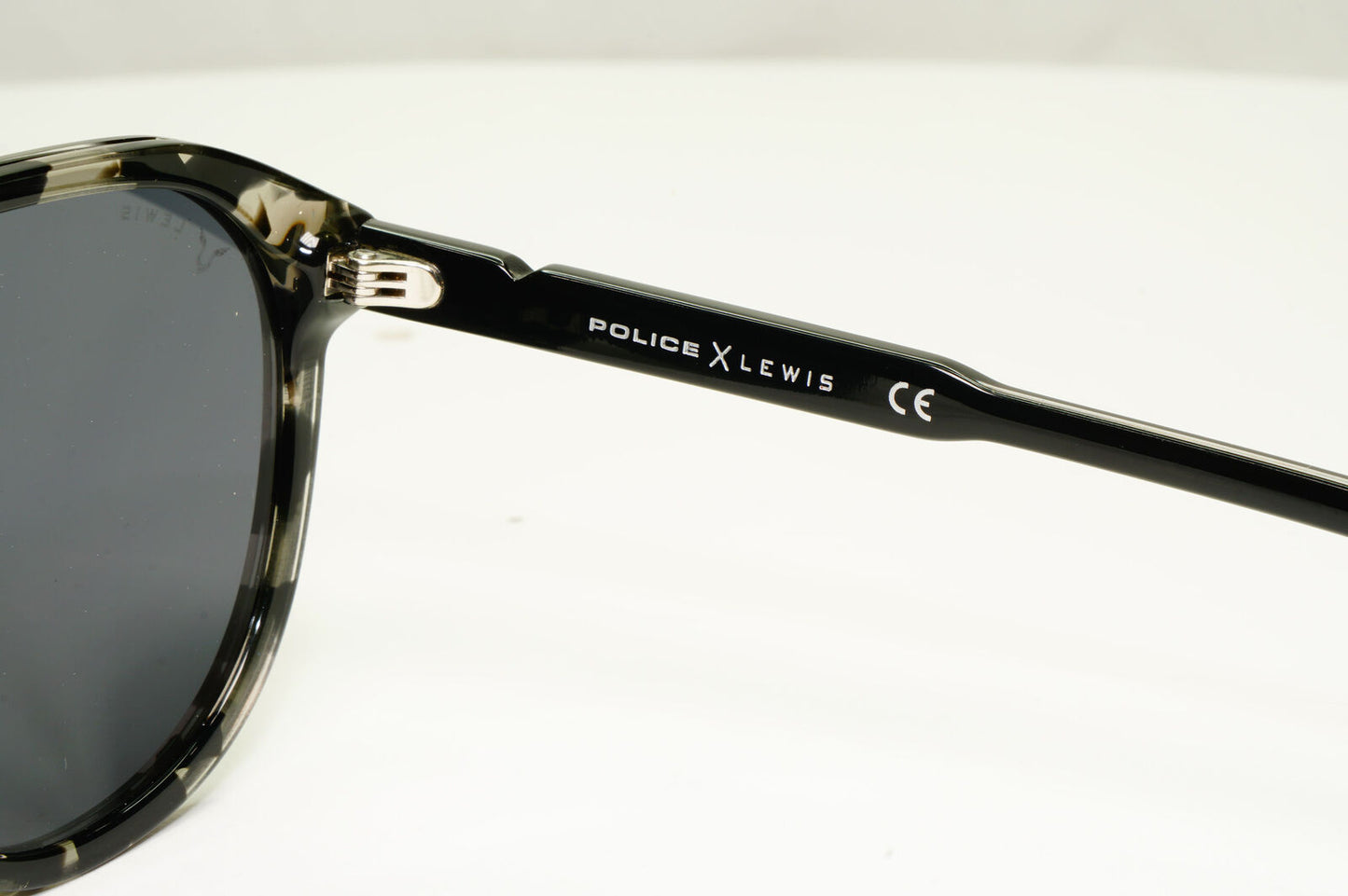 Police Lewis Hamilton F1 Sunglasses Black Grey Marble Pilot 22 SPL C50 COL 096N
