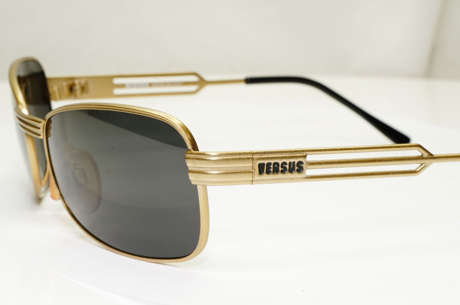 Versus 1996 by Gianni Versace Vintage Gold Black Sunglasses MOD F33 COL 86M