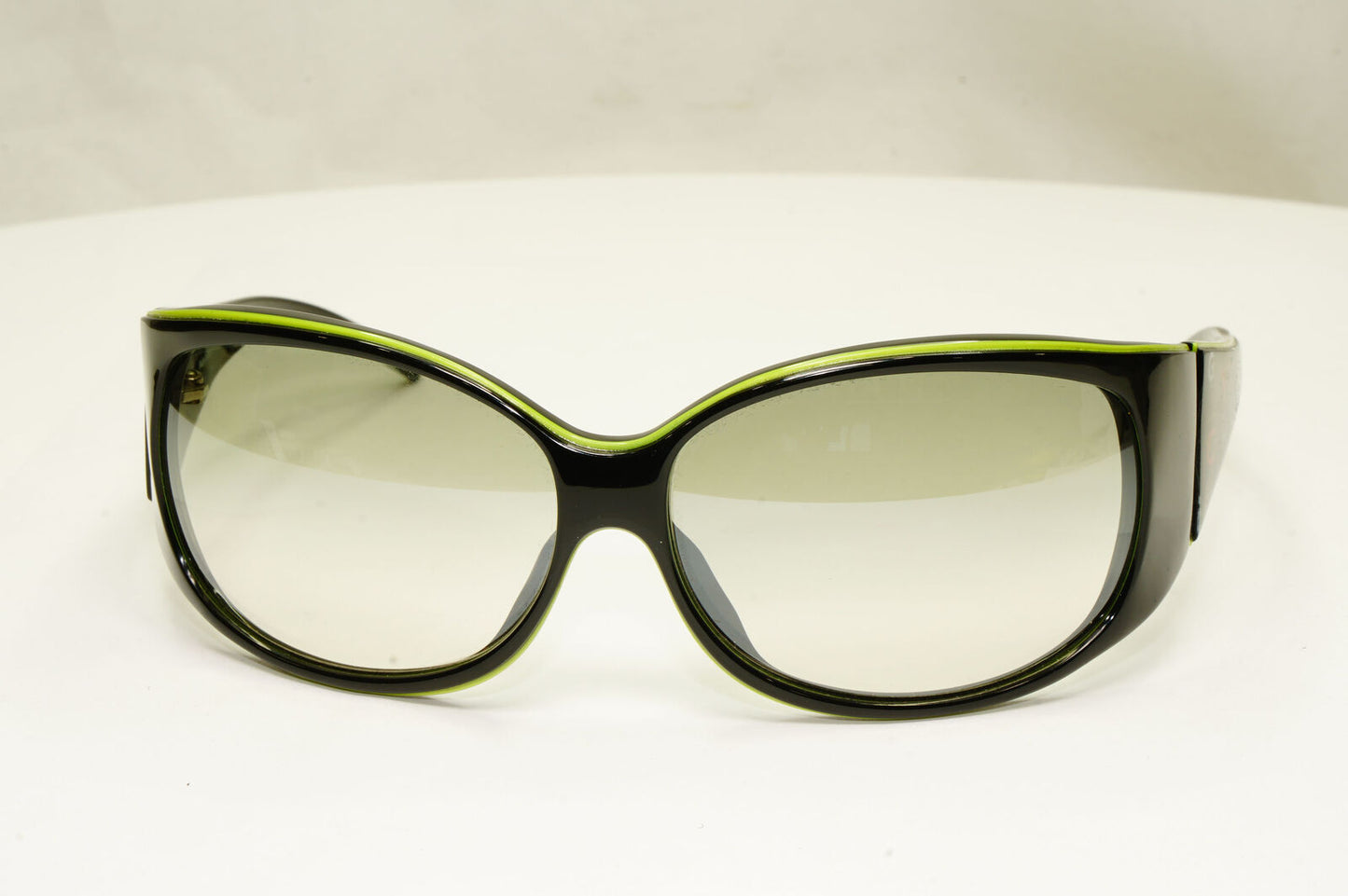 Givenchy Black Womens Vintage Designer Sunglasses SGV 551 1GH 36054