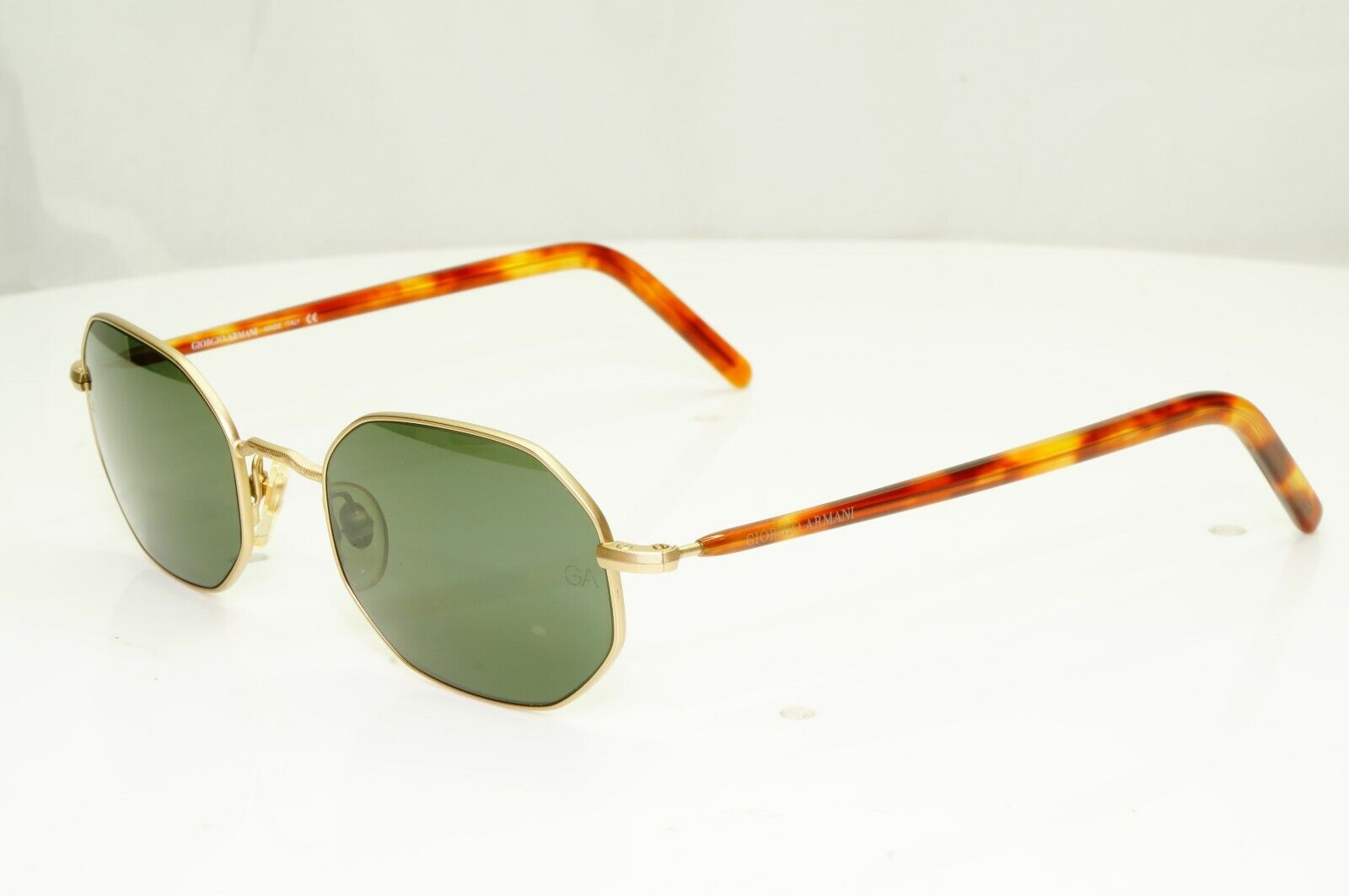 Authentic Giorgio Armani 1997 Vintage Sunglasses Gold Men Women 664 904/31