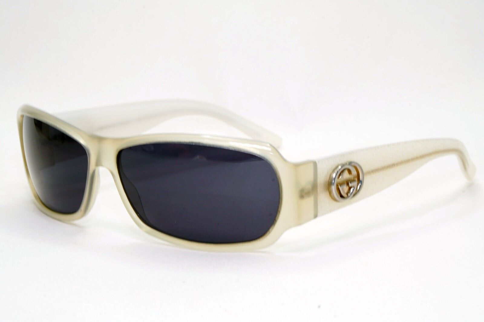 Gucci Sunglasses 2005 Vintage Cream White Black Unisex GG 2935/S EOODA 041124