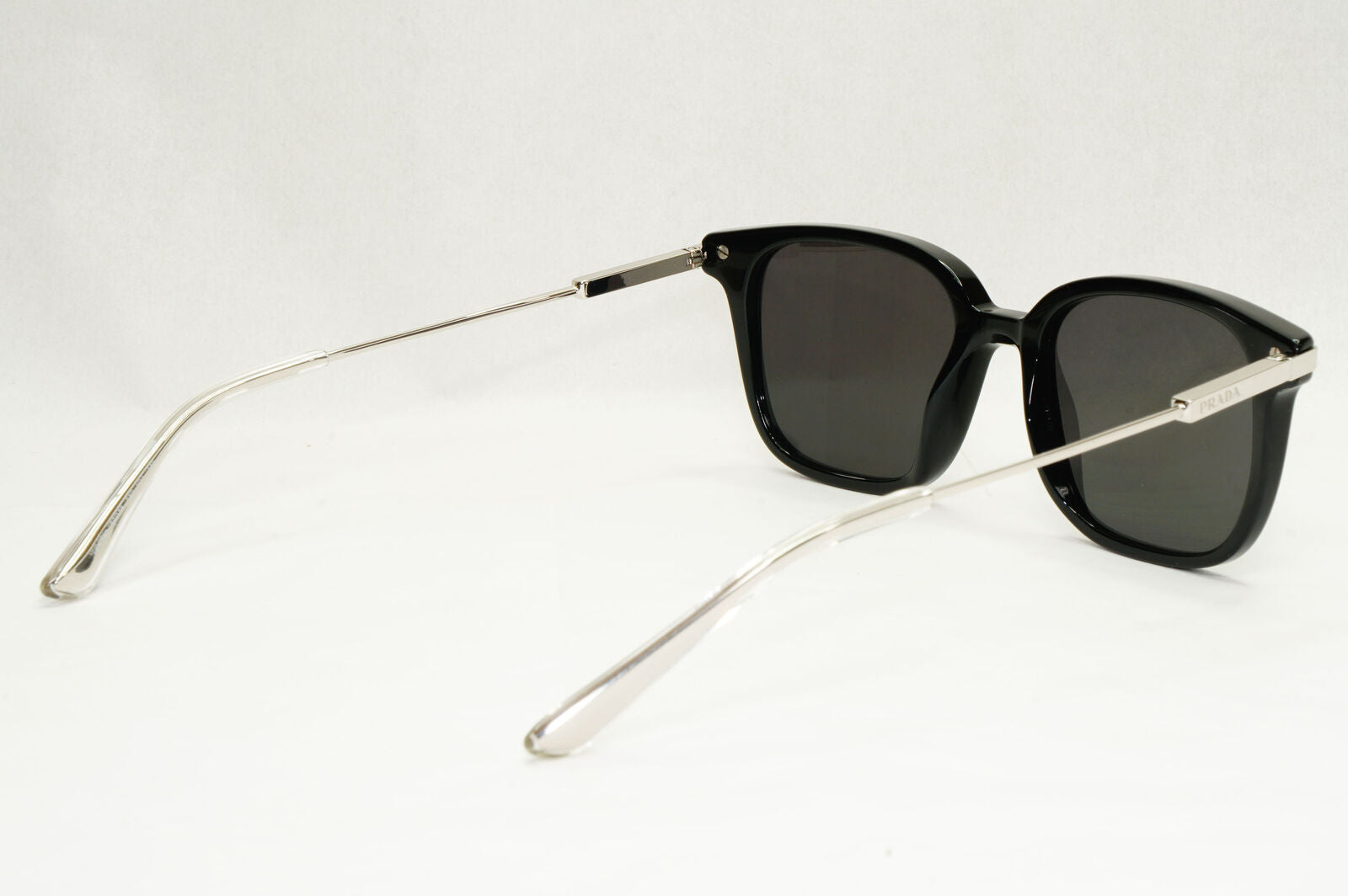 Prada Sunglasses Black Silver Square Glossy Fashion PR04ZV VPR 04Z 1AB-1O1 50mm
