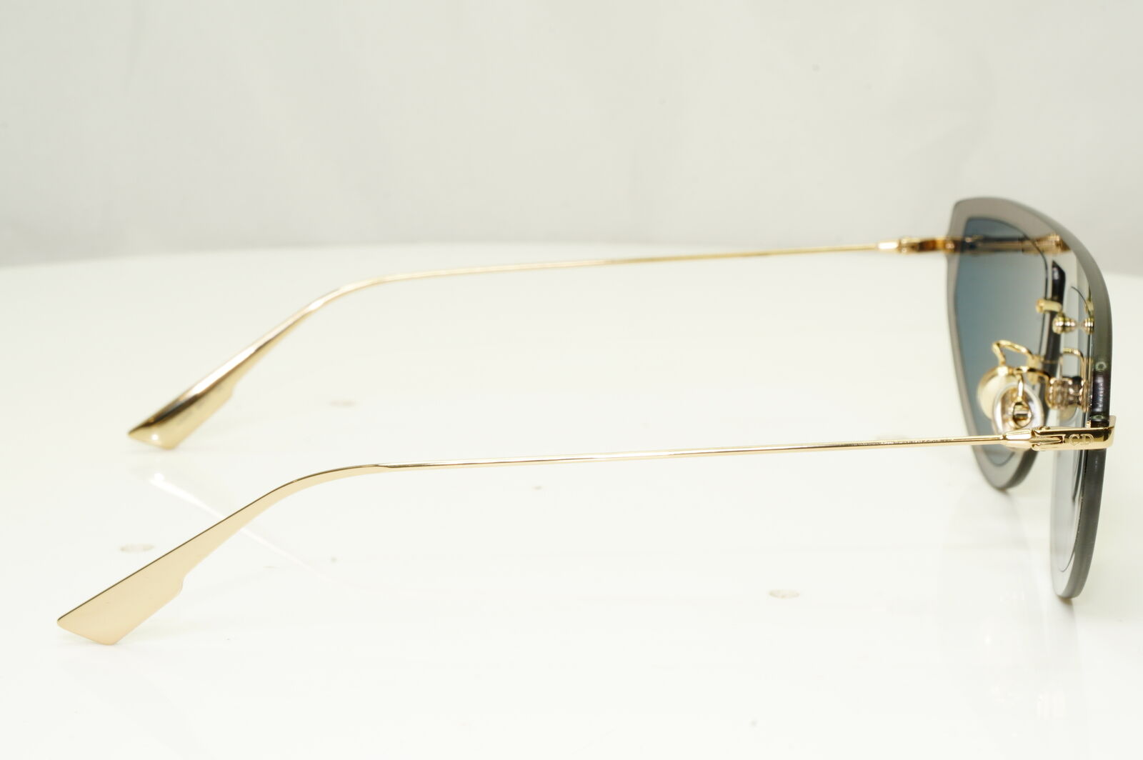 Authentic Dior Womens Sunglasses Gold Blue Ultime 2 LKSA9 Pilot Mirror Fashion