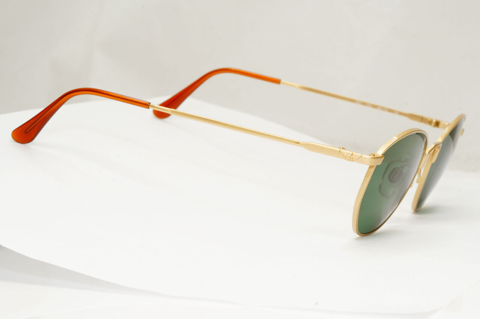Emporio Armani Sunglasses 1997 Vintage Gold Green Metal Round 031 703 48mm B