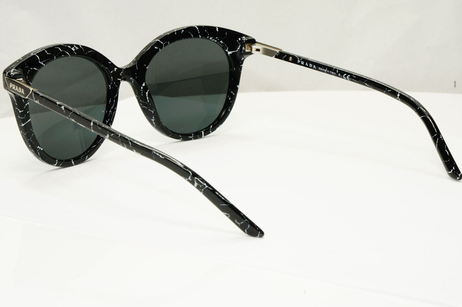Prada Black Marble Sunglasses Lightning Womens Fashion PR02YS SPR 02Y 03Y-5S0