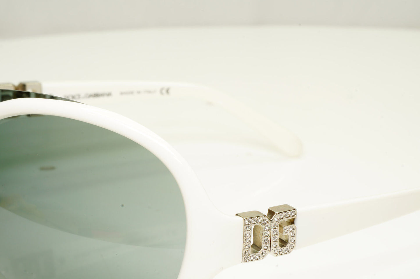 Authentic Dolce & Gabbana Vintage Sunglasses Crystal White DG 6001 508/87 34557