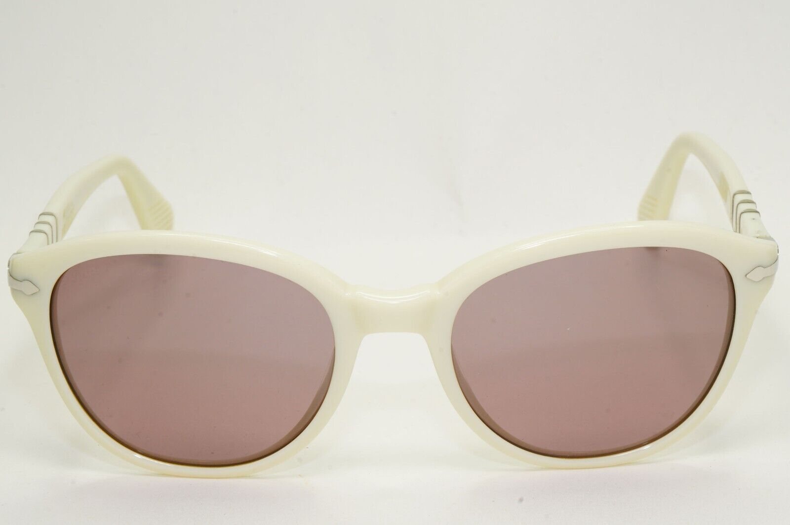 Persol Sunglasses 2012 Capri White Photochromatic Ivory 3025-S 963/4P 53mm