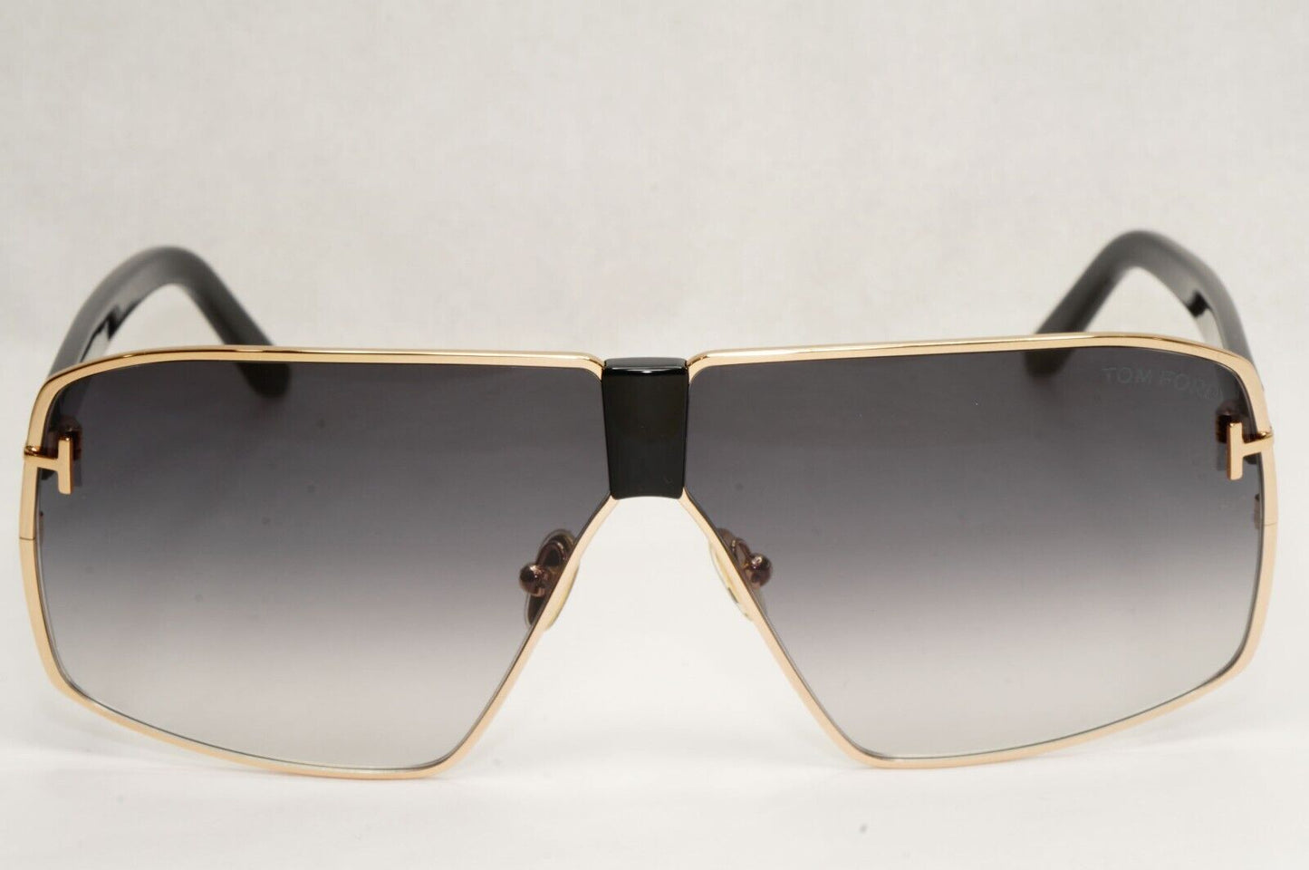Tom Ford Sunglasses Reno Black Gold Grey Gradient Navigator FT0911 TF 911  28B A