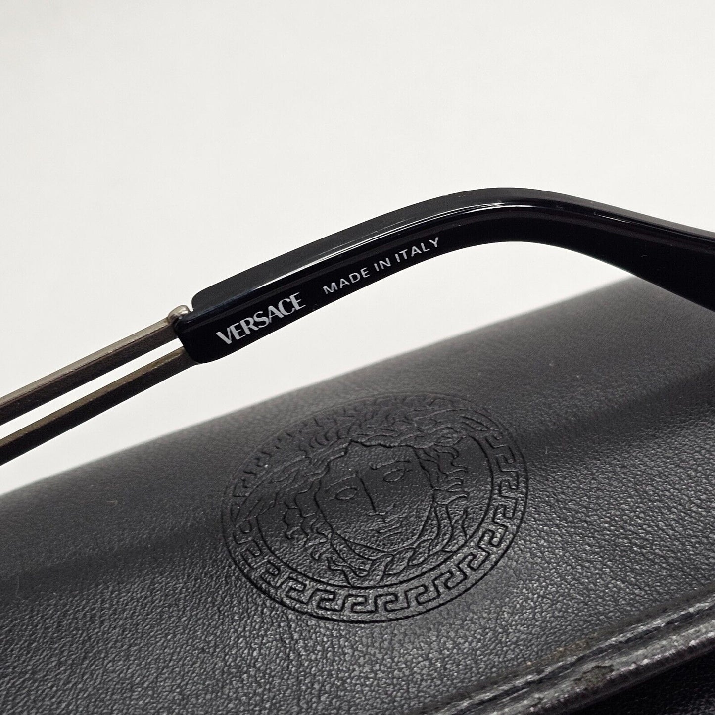 Gianni Versace Sunglasses 1995 Vintage Oval Medusa Gunmetal MOD S41 948 270324