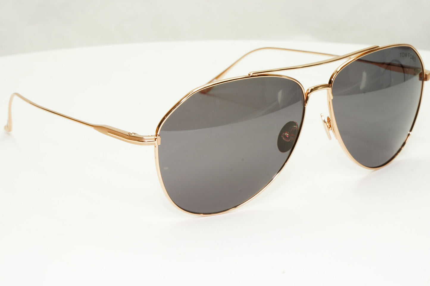 Tom Ford Titanium Japan Sunglasses Gold Grey Pilot Metal Cyrus TF 747 28A FT0747