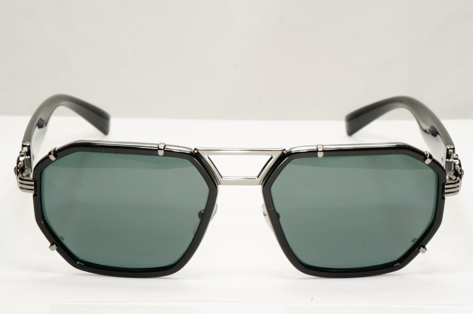 Versace Sunglasses Black Gunmetal Green Medusa Navigator MOD 2228 1001/71 58mm