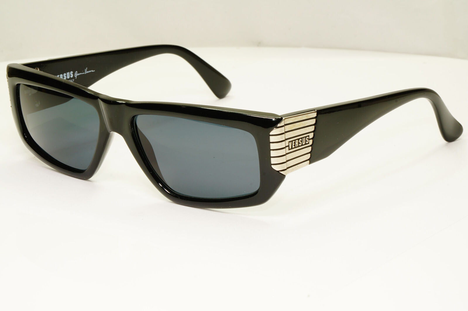 Versus 1995 Vintage Black Silver Sunglasses by Gianni Versace MOD EZ7 COL 852